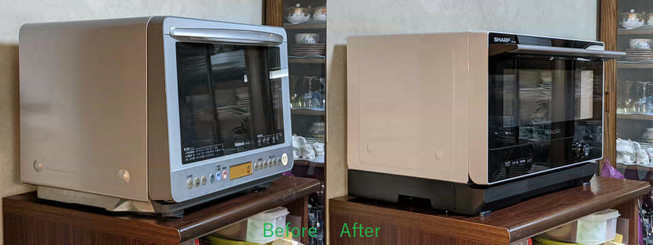 昔の電子レンジの裏面や足回りは見れたものじゃないね。